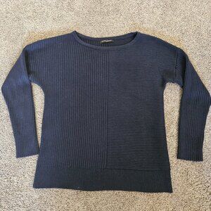Womens Banana Republic Navy sweater size medium